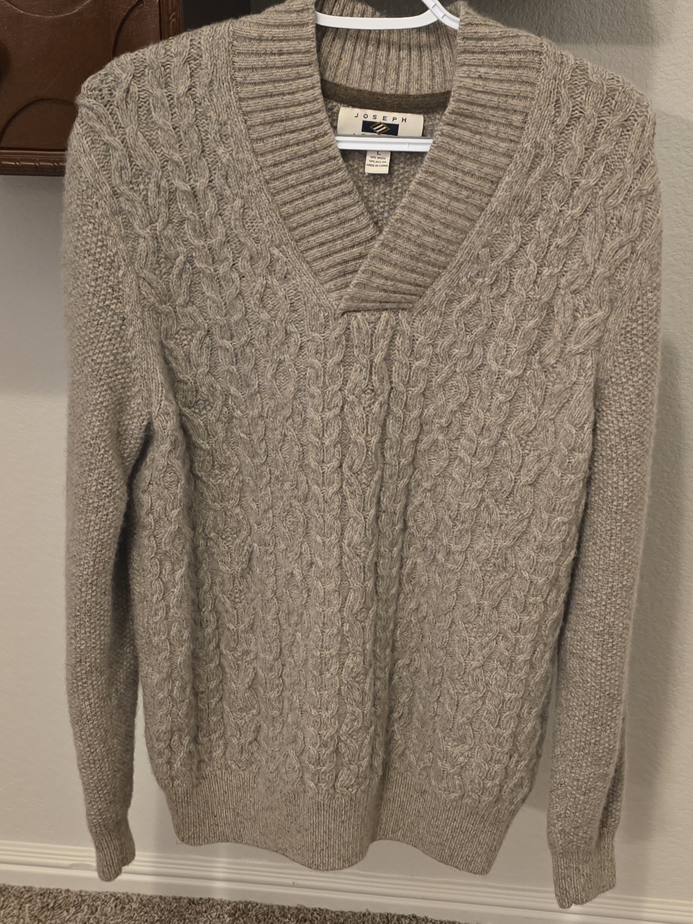 Joseph Abboud Men's Cable V-Neck Sweater in Light Taupe